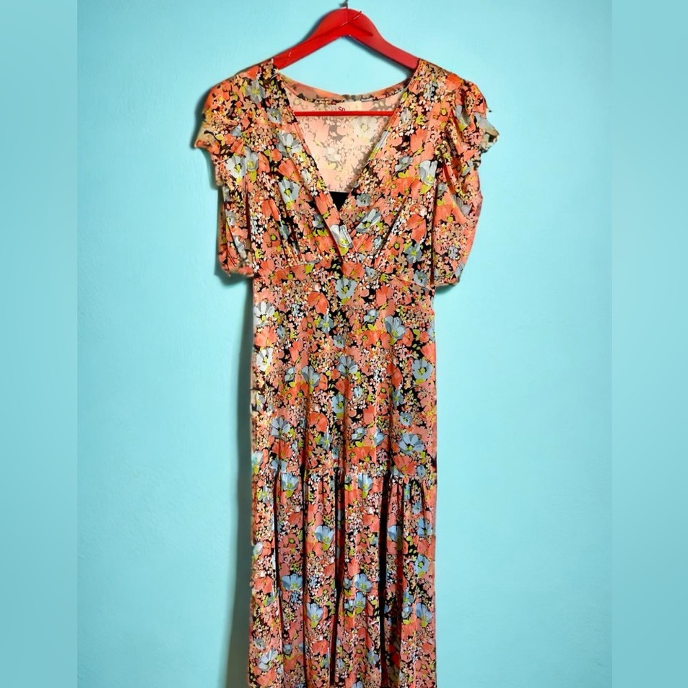 SO Cocoon Floral Print A-Line Midi Dress With Black Lining Slip